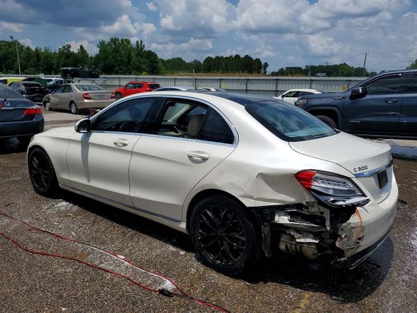 2015 MERCEDES-BENZ C Base
