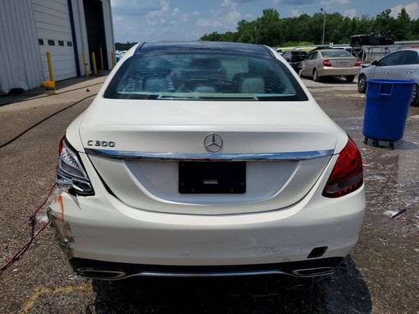 2015 MERCEDES-BENZ C Base