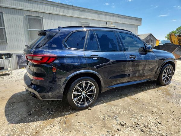 2022 BMW X5 xDrive40i