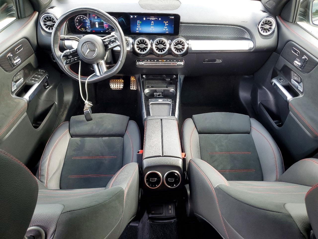 2025 MERCEDES-BENZ GLB GLB250 4MATIC