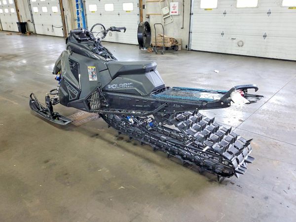 2024 POLARIS 850