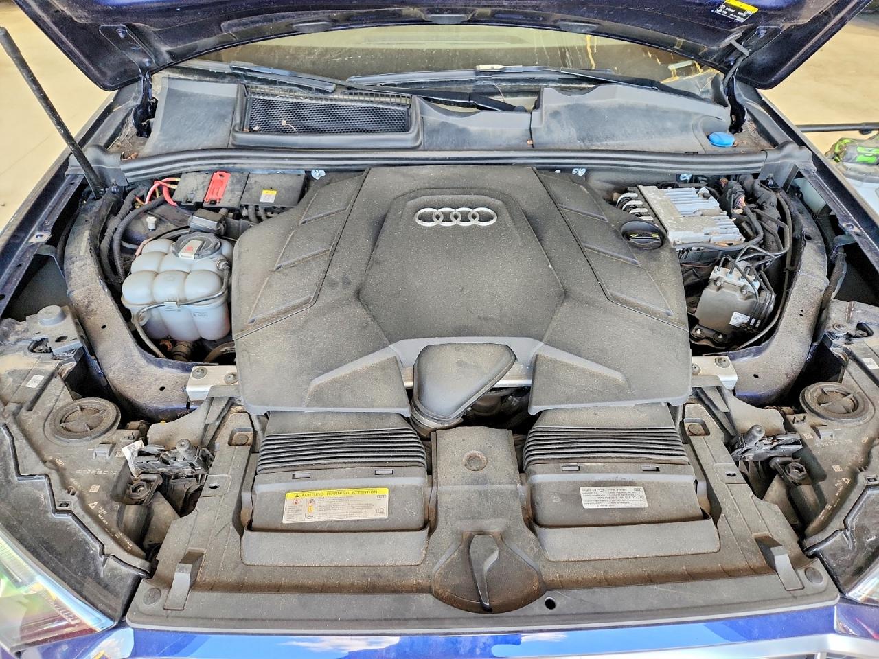 2020 AUDI Q7 quattro Premium Plus
