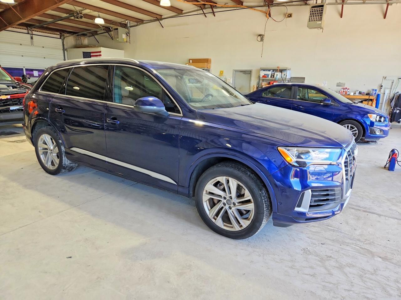 2020 AUDI Q7 quattro Premium Plus