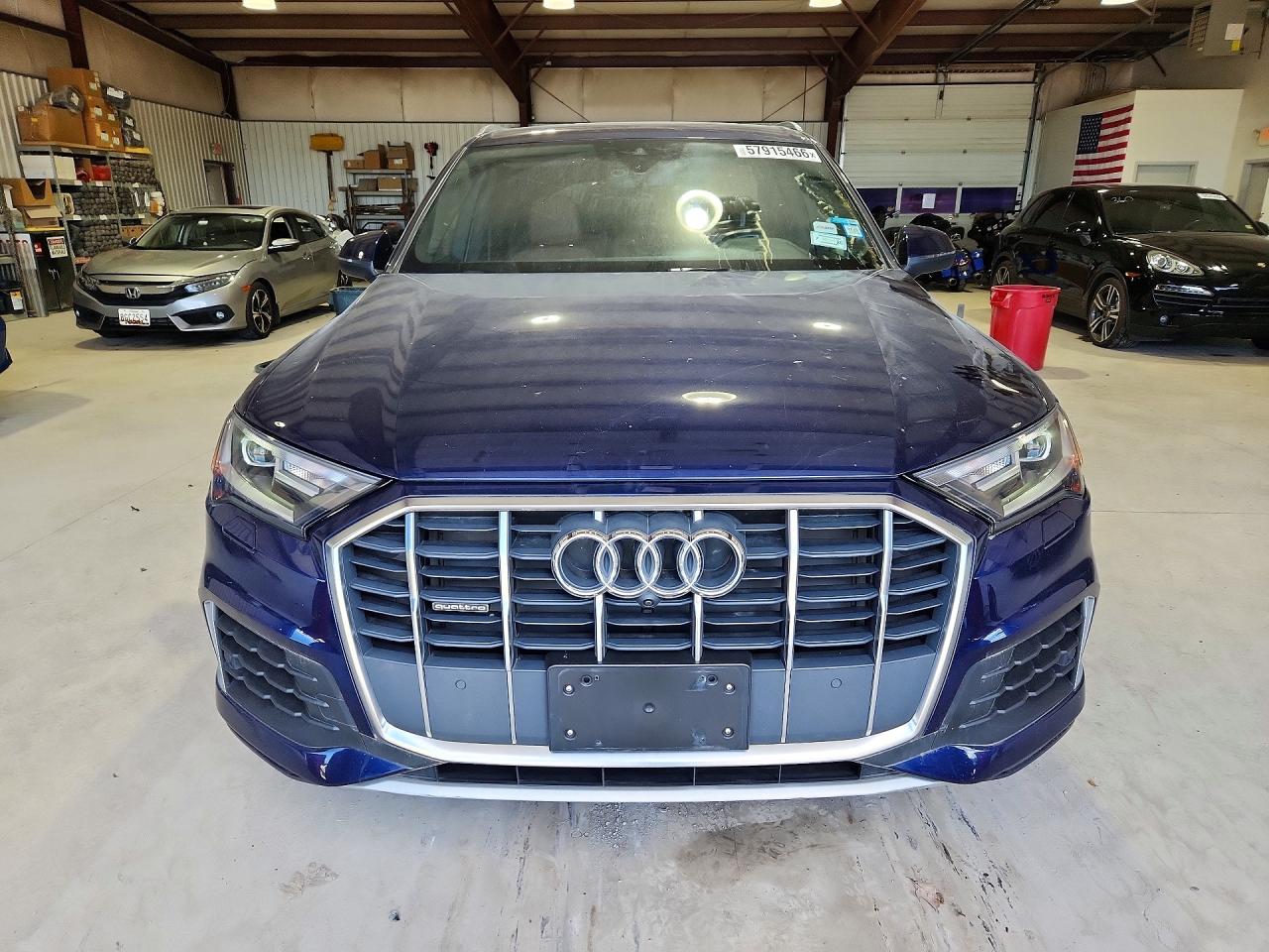 2020 AUDI Q7 quattro Premium Plus