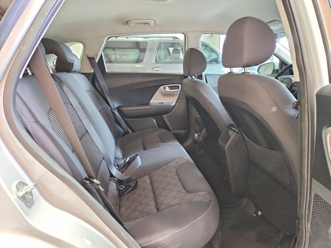2017 KIA NIRO FE / LX / LX Tech
