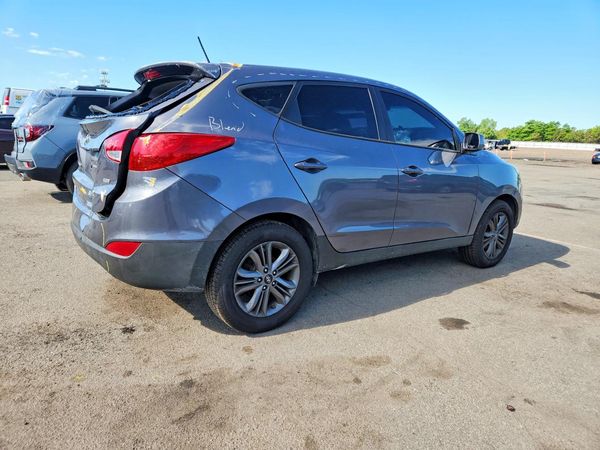 2015 HYUNDAI TUCSON