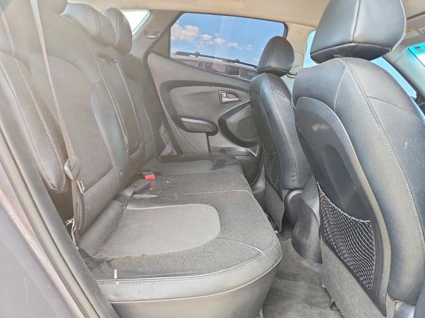 2015 HYUNDAI TUCSON