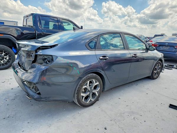 2021 KIA FORTE FE, LXS
