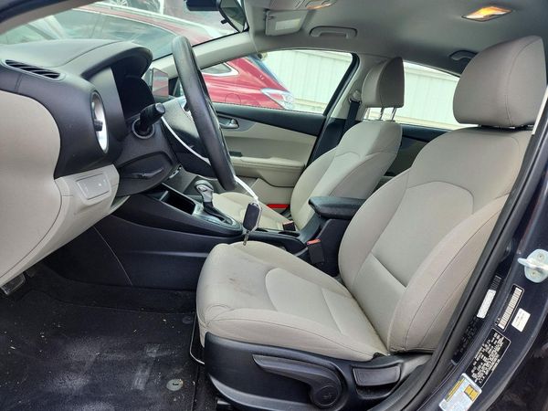 2021 KIA FORTE FE, LXS