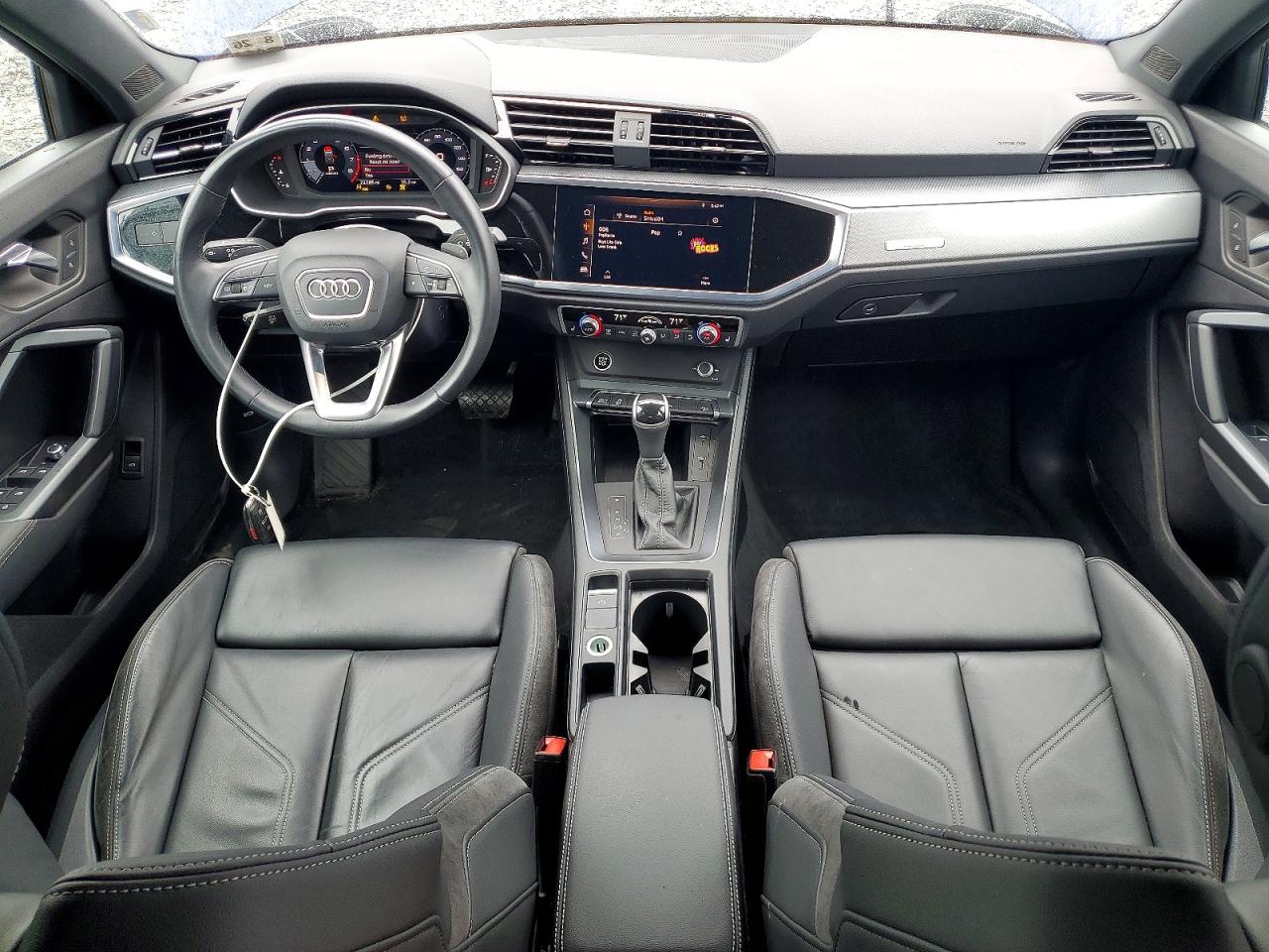 2021 AUDI Q3 S Line quattro Premium