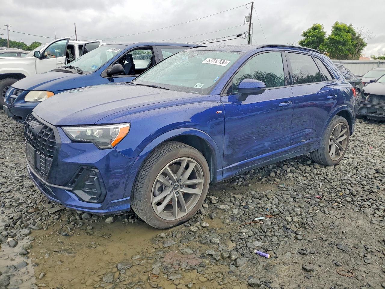 2021 AUDI Q3 S Line quattro Premium