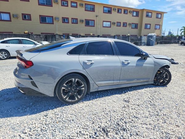 2024 KIA K5 GT-Line