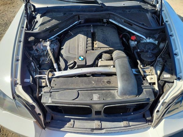 2012 BMW X6 xDrive35i