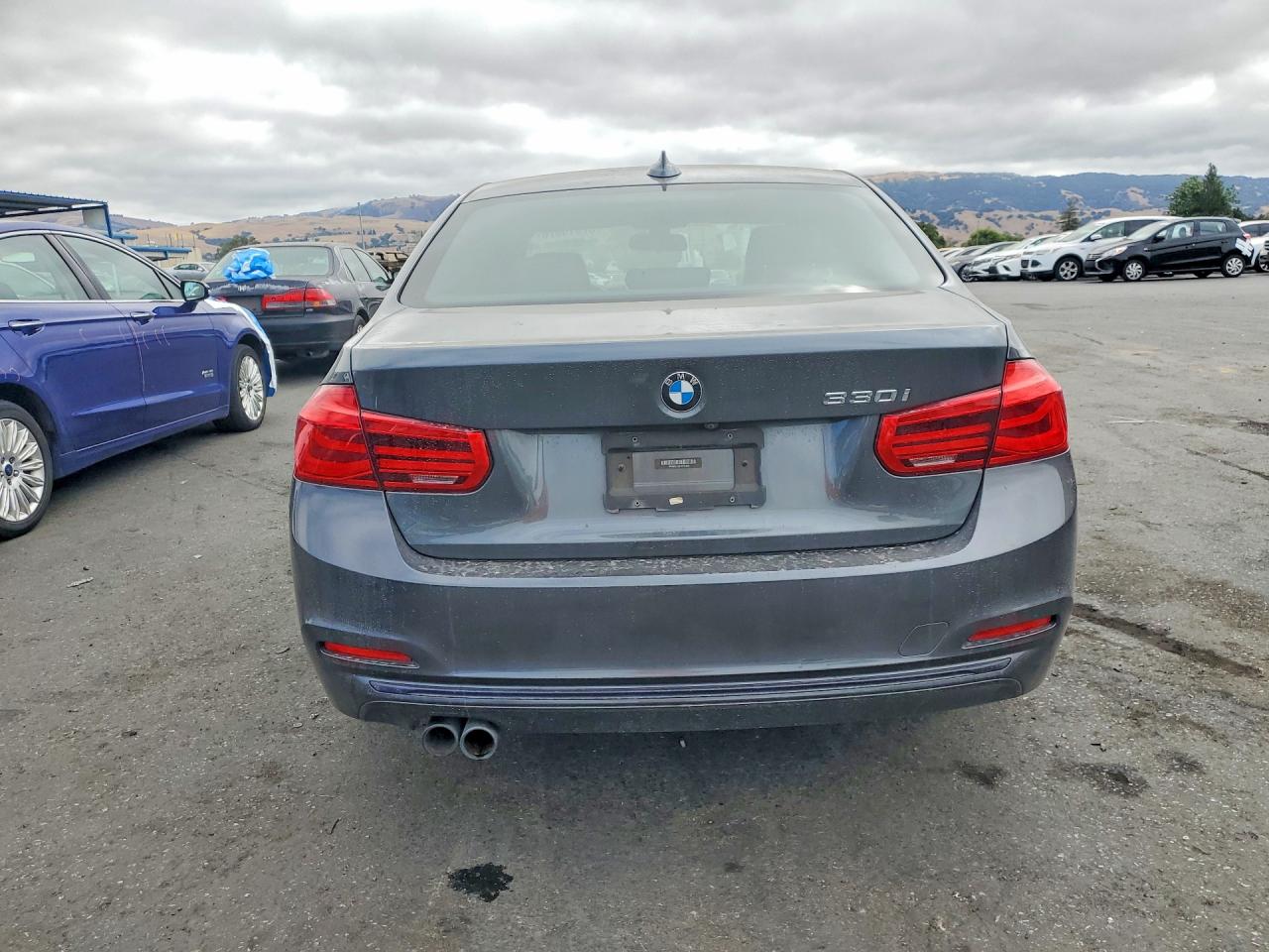 2018 BMW 330