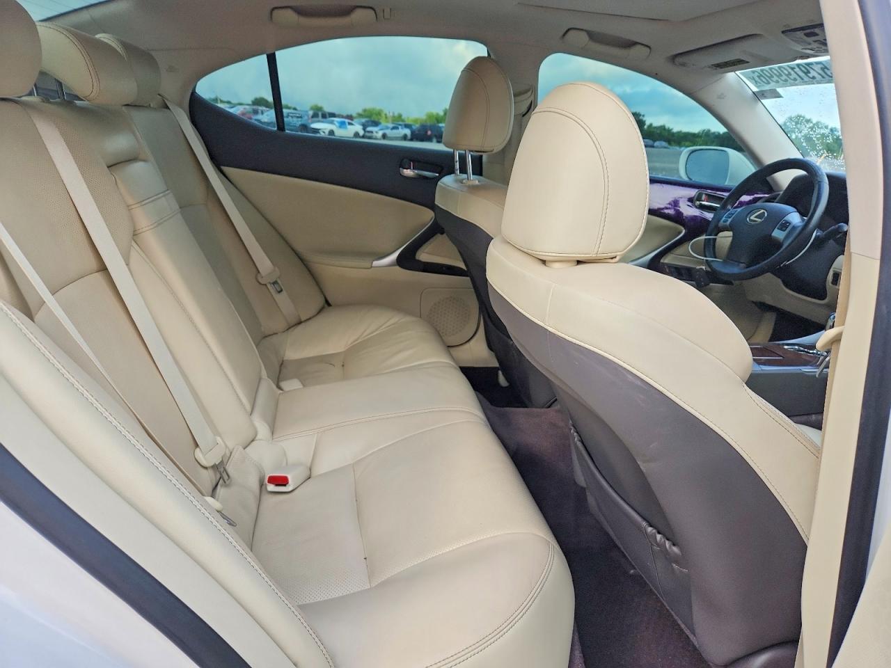 2012 LEXUS IS 250C