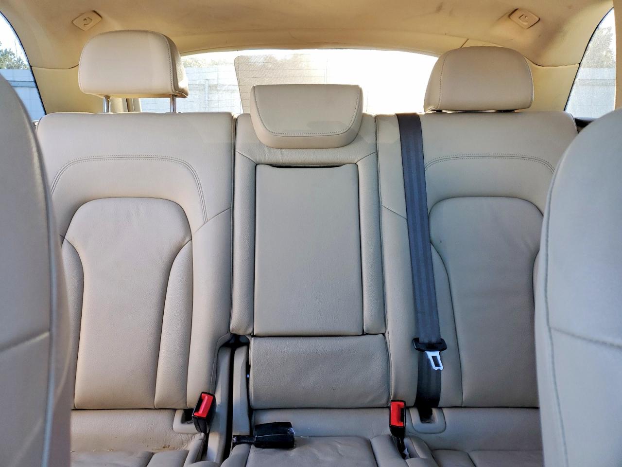 2013 AUDI Q5 Premium Plus