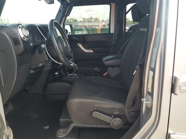 2016 JEEP WRANGLER UNLIMITED SAHARA 4X4