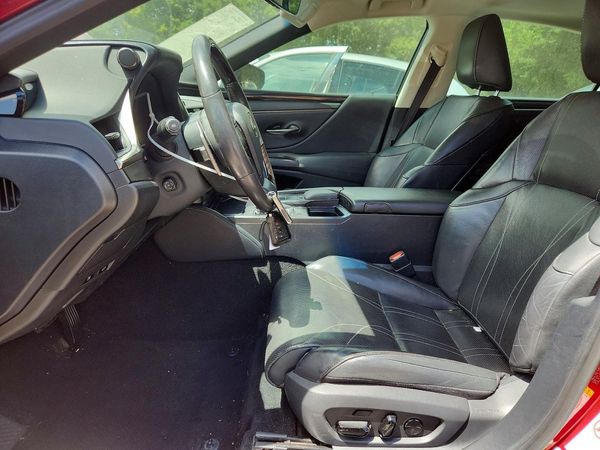 2019 LEXUS ES 350