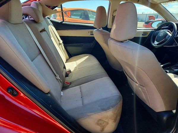 2015 TOYOTA COROLLA