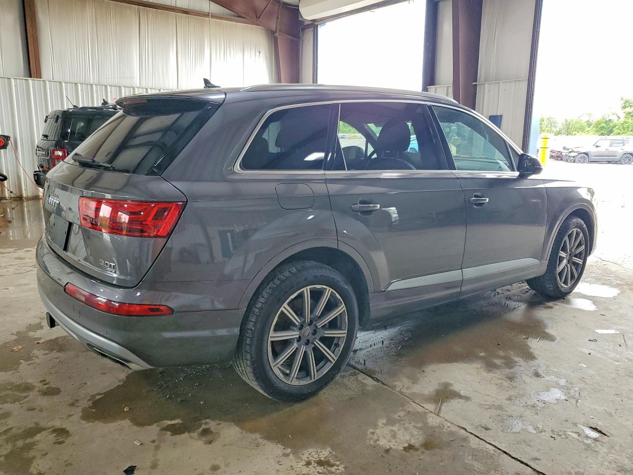 2018 AUDI Q7 quattro Premium Plus