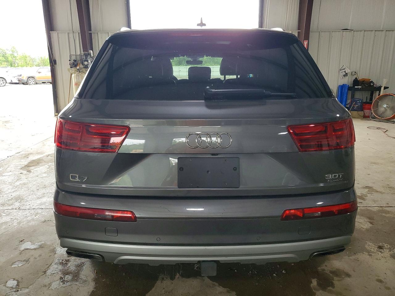 2018 AUDI Q7 quattro Premium Plus