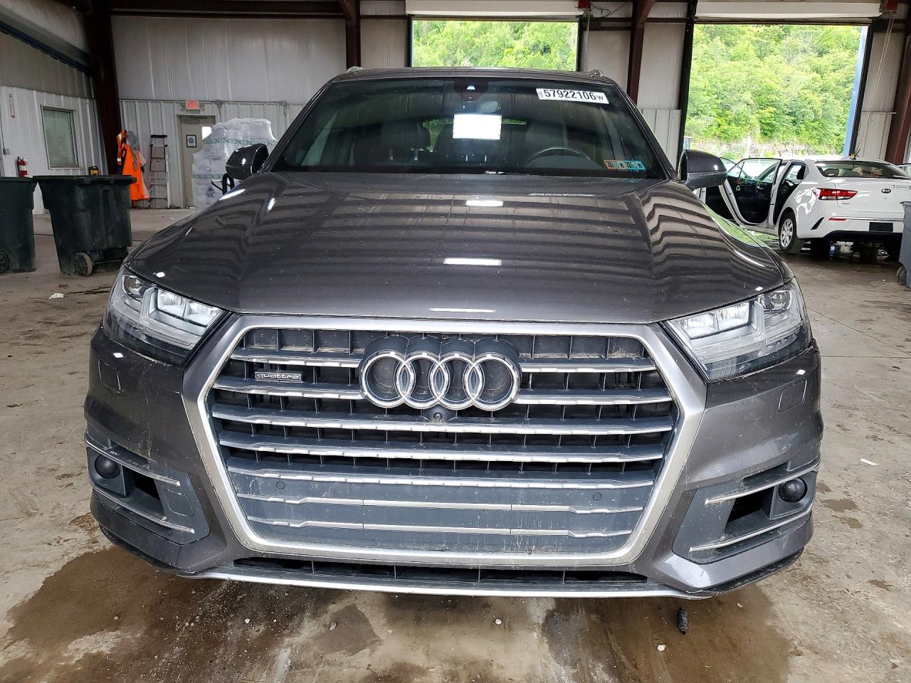 2018 AUDI Q7 quattro Premium Plus