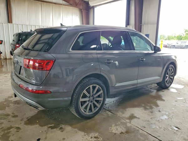 2018 AUDI Q7 quattro Premium Plus