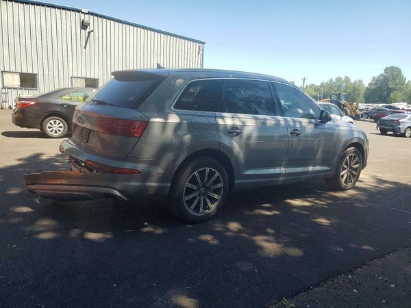 2017 AUDI Q7