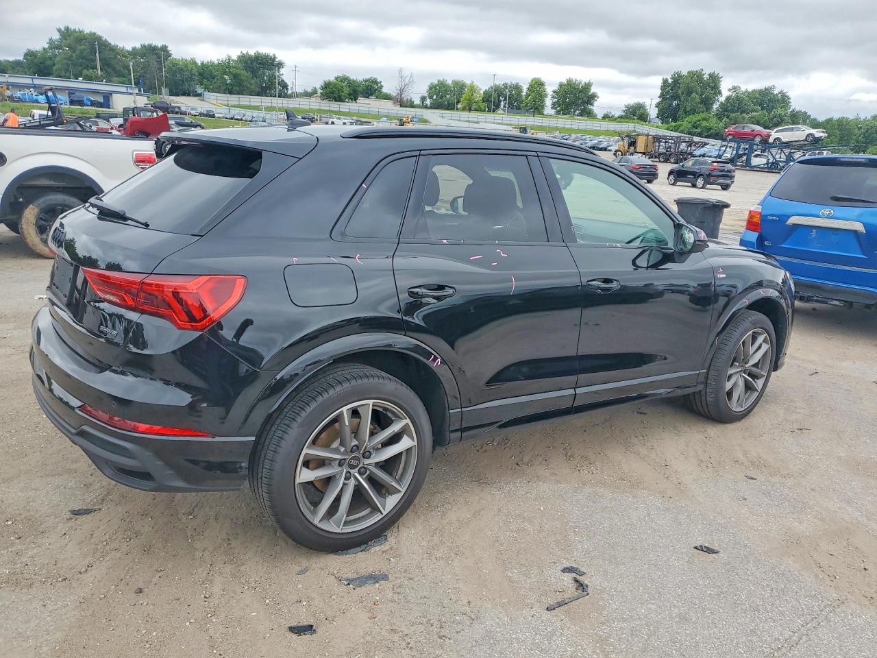 2024 AUDI Q3