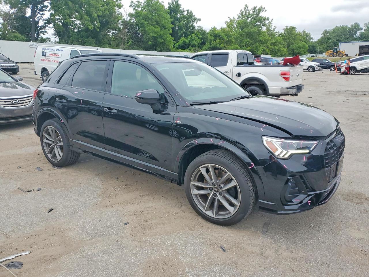 2024 AUDI Q3