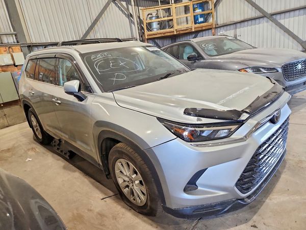 2024 TOYOTA GRAND HIGHLANDER