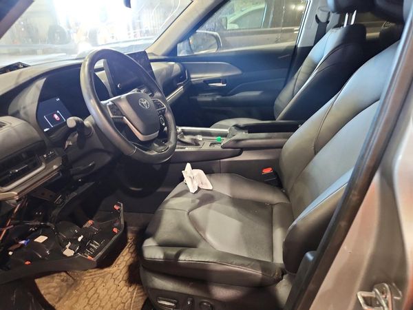 2024 TOYOTA GRAND HIGHLANDER