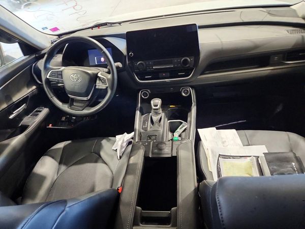 2024 TOYOTA GRAND HIGHLANDER