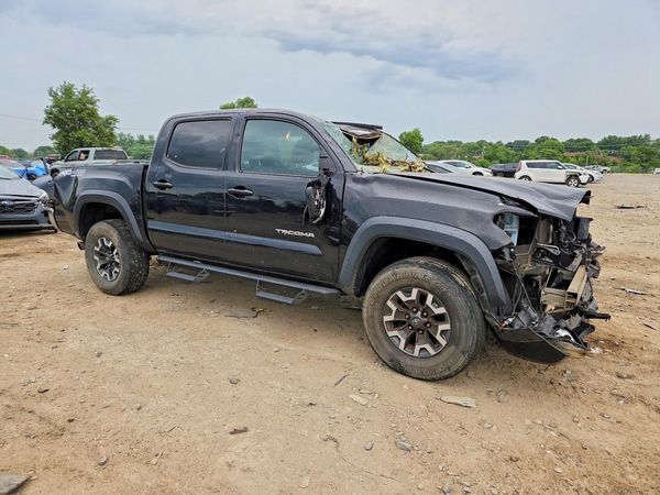 2017 TOYOTA TACOMA