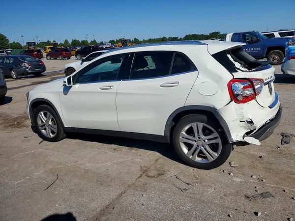 2016 MERCEDES-BENZ GLA GLA250-4M