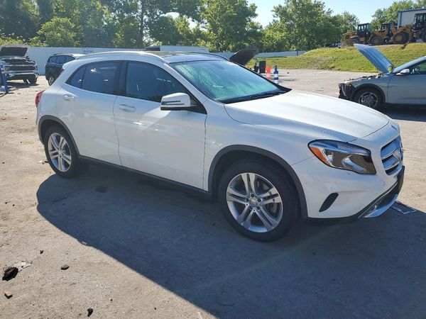 2016 MERCEDES-BENZ GLA GLA250-4M