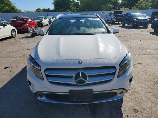 2016 MERCEDES-BENZ GLA GLA250-4M