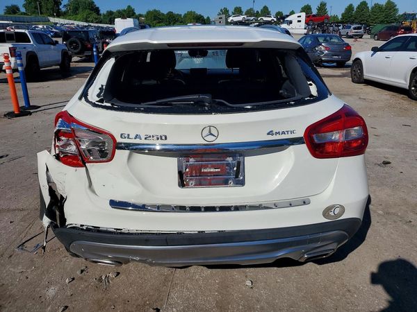 2016 MERCEDES-BENZ GLA GLA250-4M