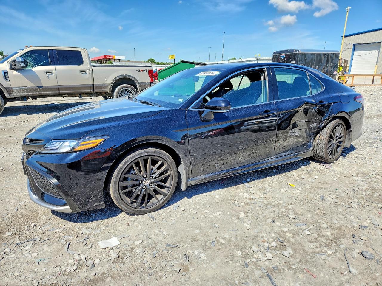 2023 TOYOTA CAMRY