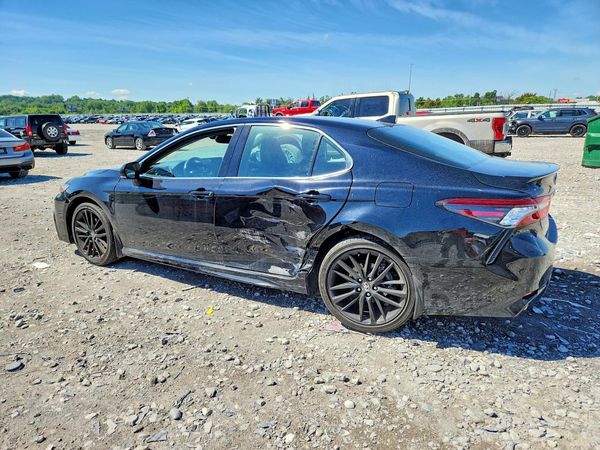 2023 TOYOTA CAMRY