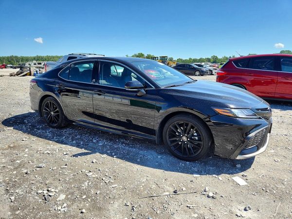 2023 TOYOTA CAMRY