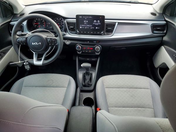 2022 KIA RIO LX, S