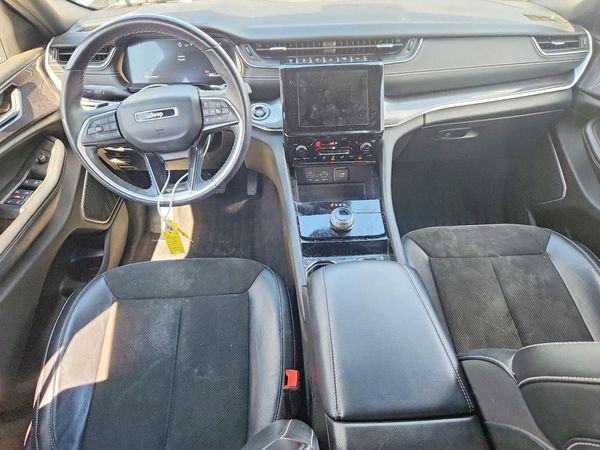 2021 JEEP GRAND CHEROKEE Laredo
