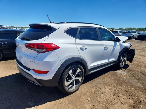 2017 HYUNDAI TUCSON