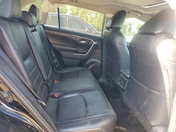 2019 TOYOTA RAV4 XLE AWD