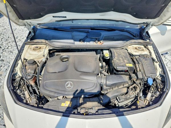 2016 MERCEDES-BENZ CLA CLA250