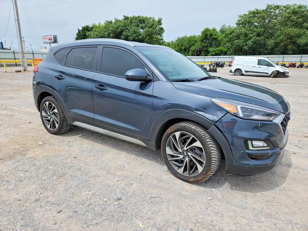 2020 HYUNDAI TUCSON