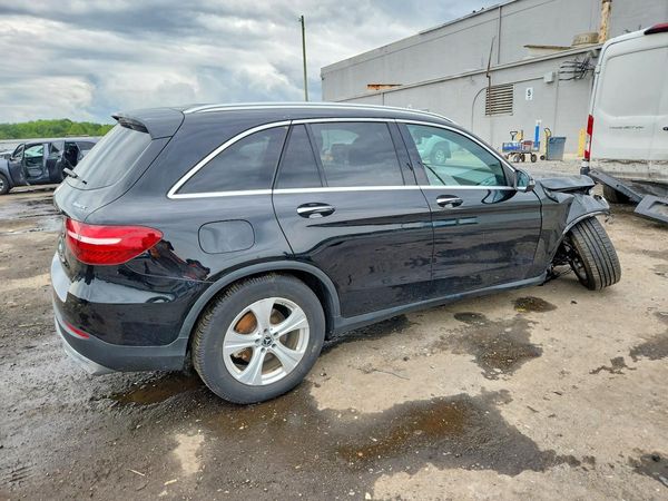 2018 MERCEDES-BENZ GLC GLC 300-4M
