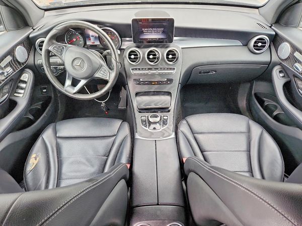 2018 MERCEDES-BENZ GLC GLC 300-4M