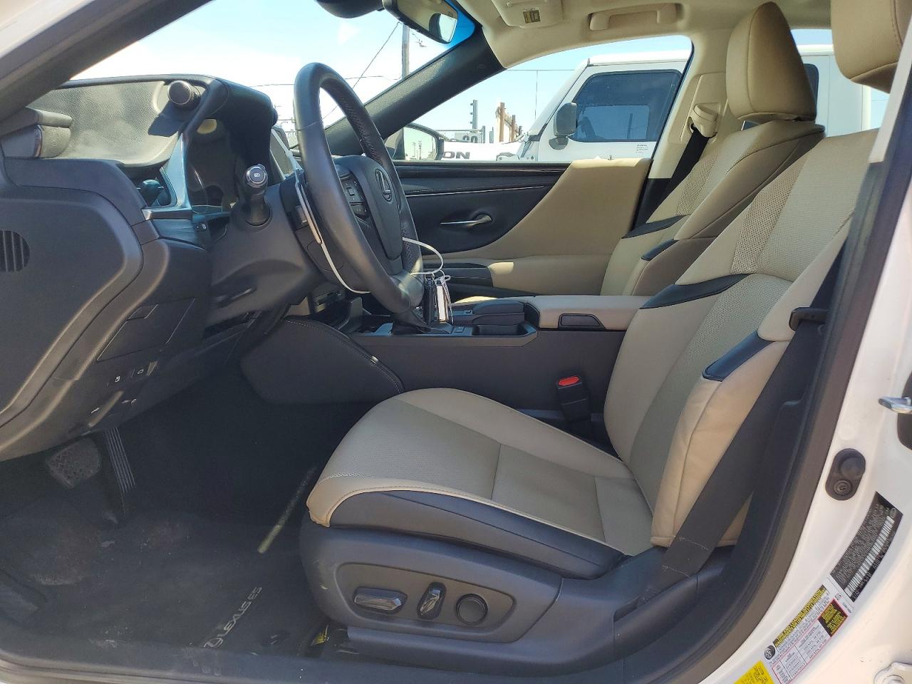 2021 LEXUS ES 300H 300h Base